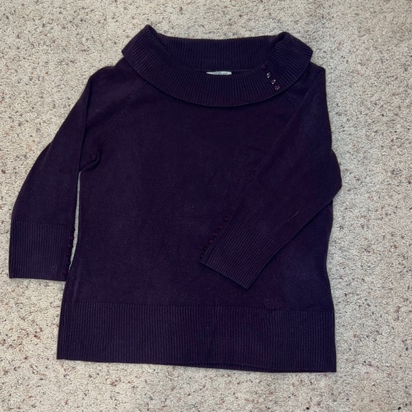 Purple mock neck sweater - Picture 1 of 3